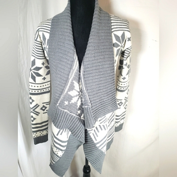 Express Gray and White Aztec Print Merino Wool Blend Cardigan Sweater Sz S - Picture 1 of 8
